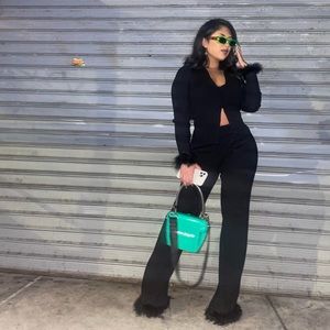 Meet your Posher, Carla